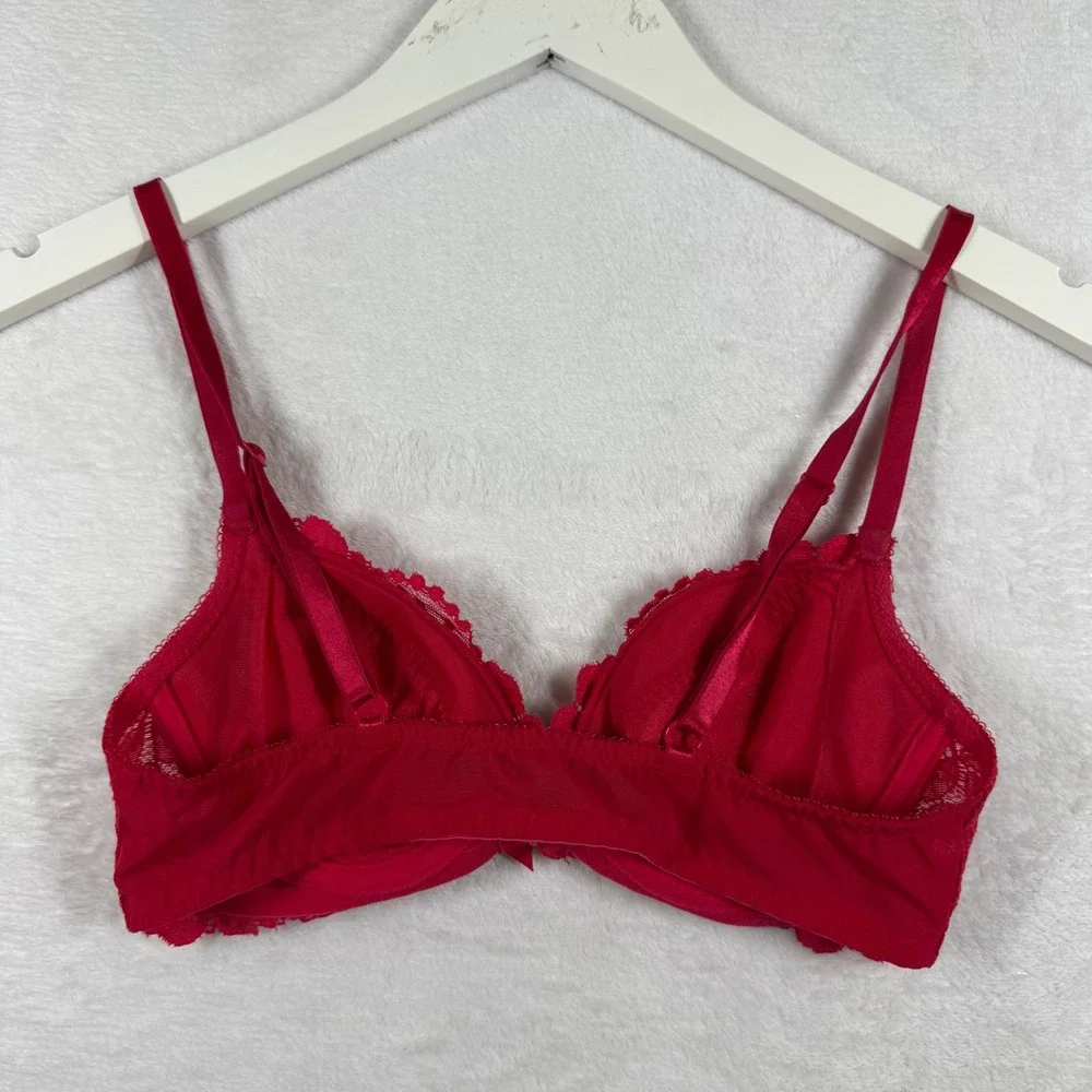 Victoria's‎ Secret Red Floral Lace Front-Close Underwire Bra 32A 136499-W33